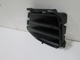 bontott VW GOLF VII Első Lökhárító Alsó Középső Díszrács