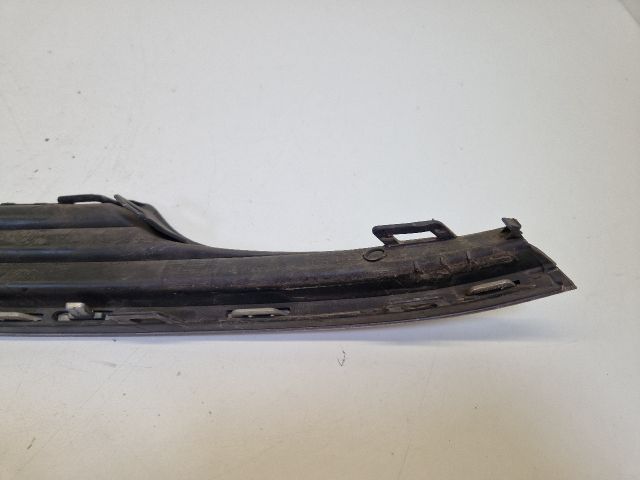 bontott VW GOLF VII Első Lökhárító Bal Díszrács