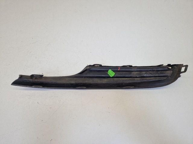 bontott VW GOLF VII Első Lökhárító Jobb Díszrács