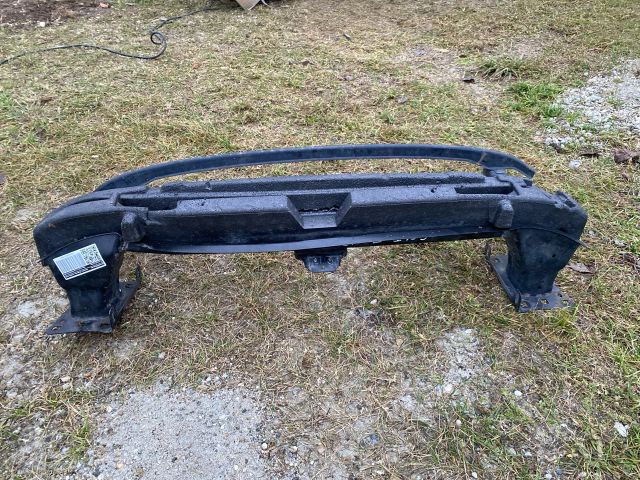 bontott VW GOLF VII Első Lökhárító Merevítő (Fém)