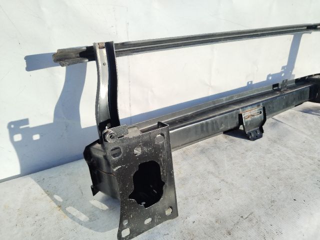 bontott VW GOLF VII Első Lökhárító Merevítő (Fém)