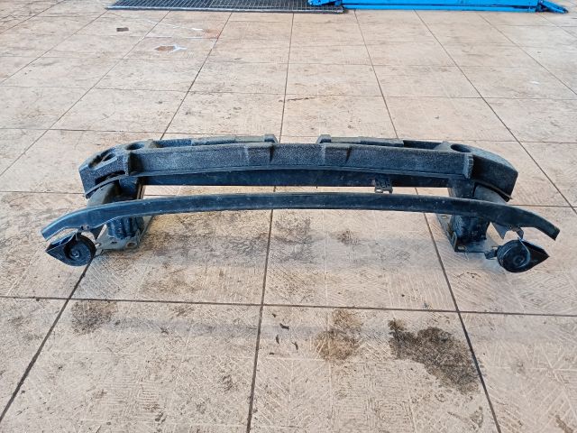 bontott VW GOLF VII Első Lökhárító Merevítő (Fém)