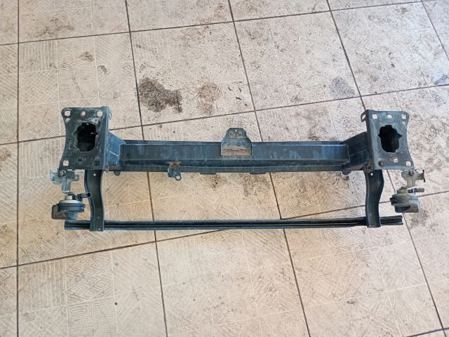 bontott VW GOLF VII Első Lökhárító Merevítő (Fém)