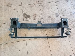 bontott VW GOLF VII Első Lökhárító Merevítő (Fém)