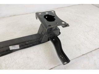 bontott VW GOLF VII Első Lökhárító Merevítő (Fém)