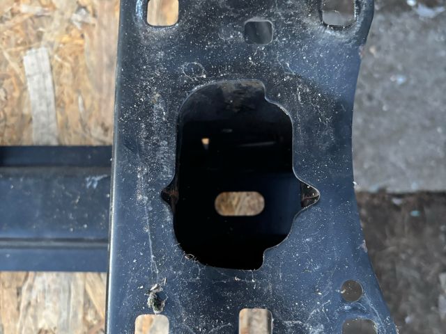 bontott VW GOLF VII Első Lökhárító Merevítő (Fém)