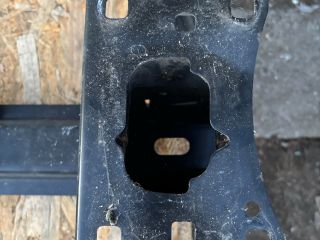 bontott VW GOLF VII Első Lökhárító Merevítő (Fém)