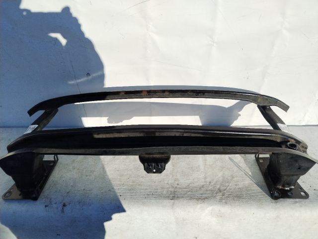 bontott VW GOLF VII Első Lökhárító Merevítő (Fém)