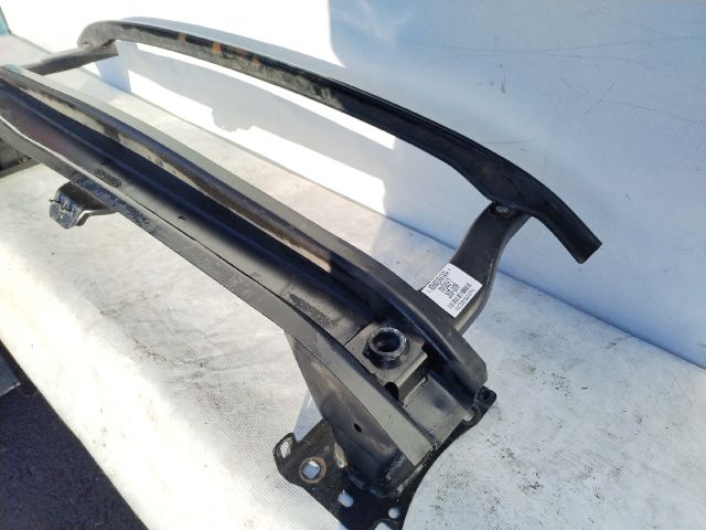 bontott VW GOLF VII Első Lökhárító Merevítő (Fém)