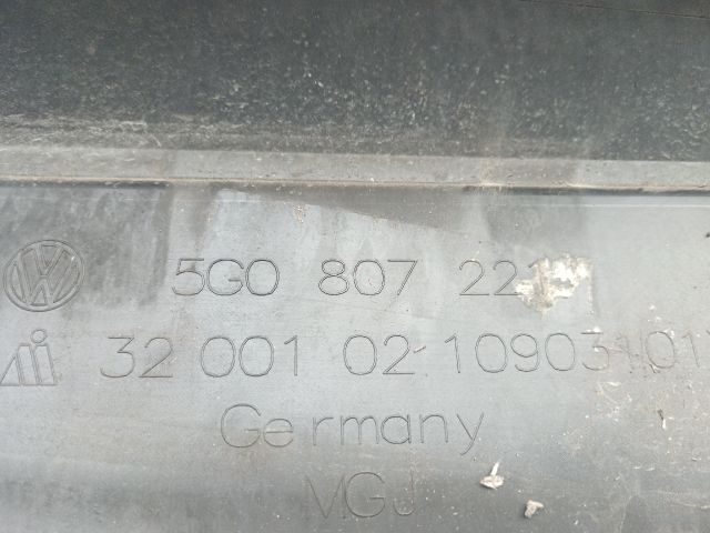 bontott VW GOLF VII Első Lökhárító (Részeivel)