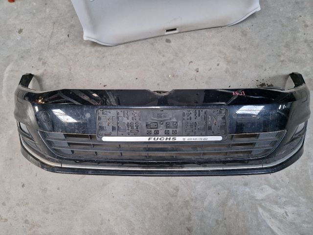 bontott VW GOLF VII Első Lökhárító (Részeivel)