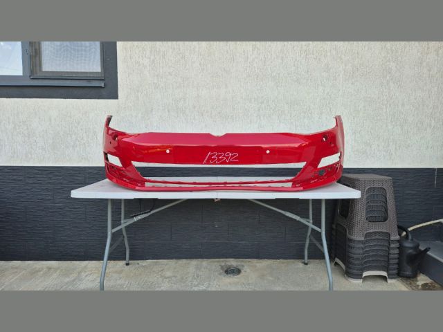 bontott VW GOLF VII Első Lökhárító (Részeivel)