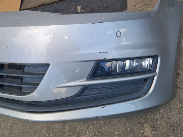 bontott VW GOLF VII Első Lökhárító (Részeivel)
