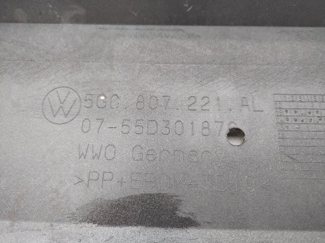 bontott VW GOLF VII Első Lökhárító (Üresen)