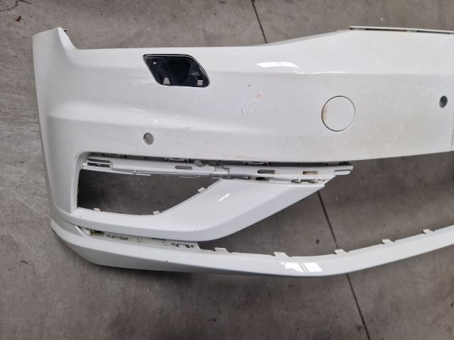 bontott VW GOLF VII Első Lökhárító (Üresen)