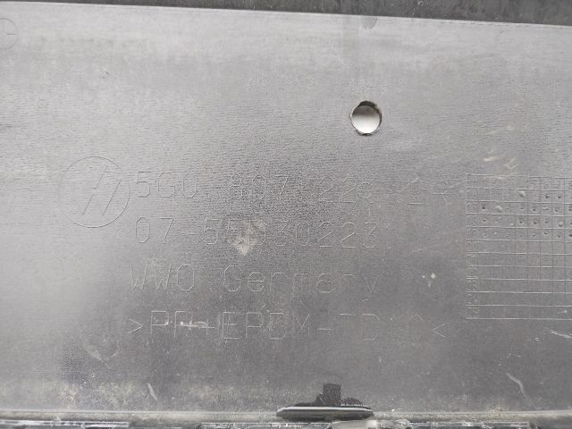 bontott VW GOLF VII Első Lökhárító (Üresen)