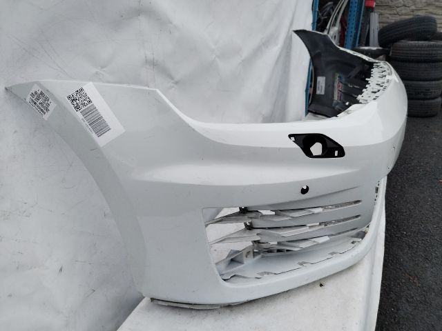 bontott VW GOLF VII Első Lökhárító (Üresen)