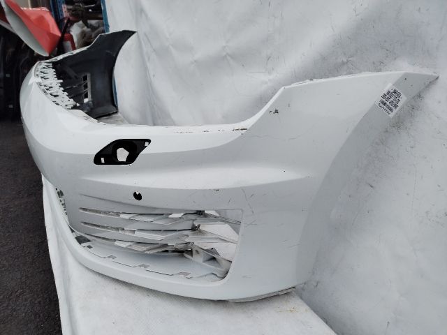 bontott VW GOLF VII Első Lökhárító (Üresen)