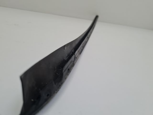 bontott VW GOLF VII Első Szélvédő Jobb Díszléc