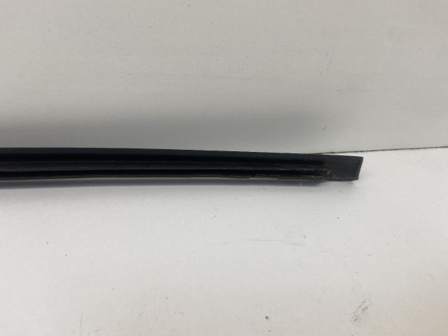 bontott VW GOLF VII Első Szélvédő Jobb Díszléc