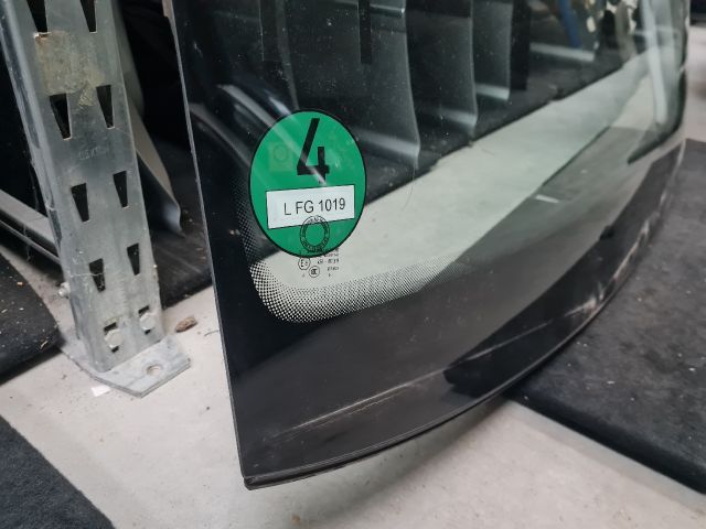 bontott VW GOLF VII Első Szélvédő