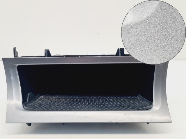 bontott VW GOLF VII Első Tároló Rekesz