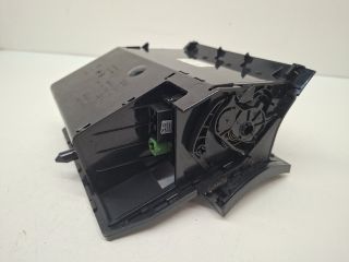 bontott VW GOLF VII Első Tároló Rekesz