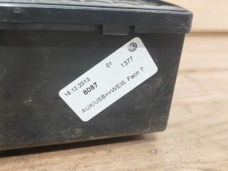 bontott VW GOLF VII Első Tároló Rekesz