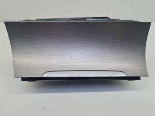 bontott VW GOLF VII Első Tároló Rekesz