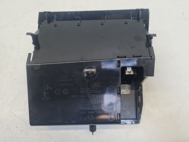 bontott VW GOLF VII Első Tároló Rekesz