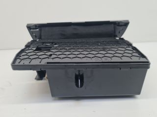 bontott VW GOLF VII Első Tároló Rekesz