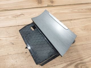 bontott VW GOLF VII Első Tároló Rekesz