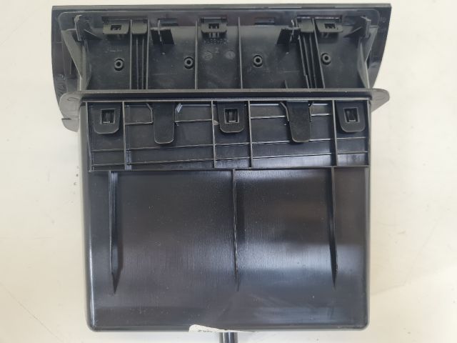 bontott VW GOLF VII Első Tároló Rekesz