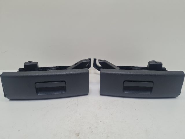 bontott VW GOLF VII Első Tároló Rekesz