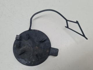 bontott VW GOLF VII Első Vonószem Burkolat