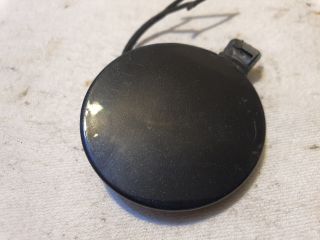 bontott VW GOLF VII Első Vonószem Burkolat