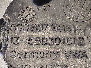 bontott VW GOLF VII Első Vonószem Burkolat