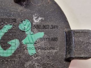 bontott VW GOLF VII Első Vonószem Burkolat