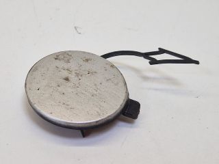 bontott VW GOLF VII Első Vonószem Burkolat