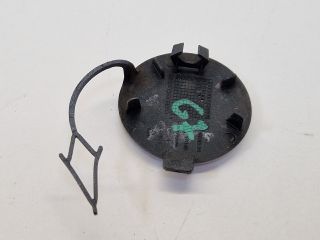 bontott VW GOLF VII Első Vonószem Burkolat