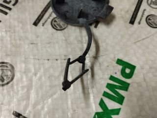 bontott VW GOLF VII Első Vonószem Burkolat