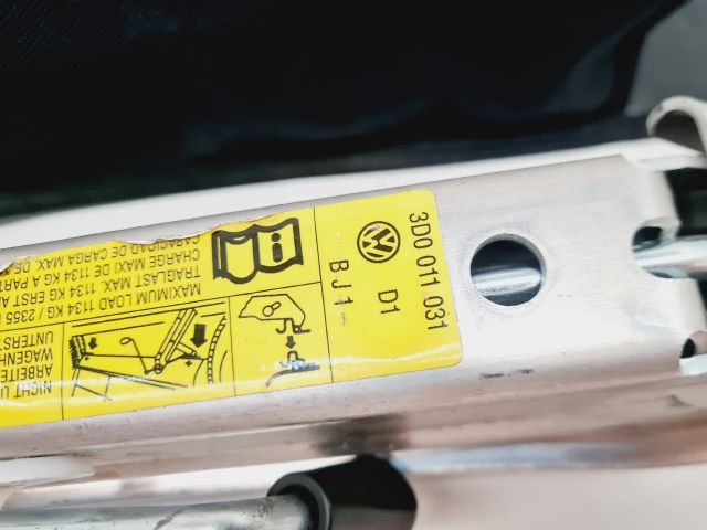 bontott VW GOLF VII Emelő