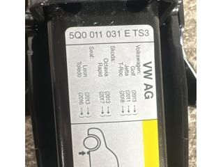 bontott VW GOLF VII Emelő