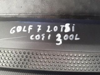 bontott VW GOLF VII Felső Hűtőburkolat