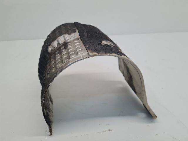 bontott VW GOLF VII Féltengely Hővédő Lemez