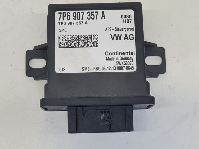 bontott VW GOLF VII Fényszóró Elektronika