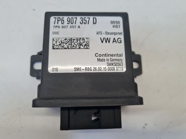 bontott VW GOLF VII Fényszóró Elektronika