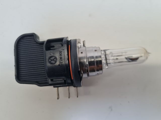 bontott VW GOLF VII Fényszóró Izzó Foglalat