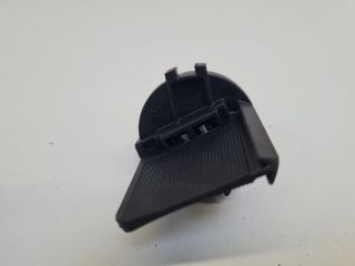 bontott VW GOLF VII Fényszóró Izzó Foglalat