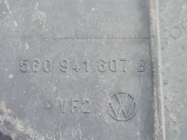 bontott VW GOLF VII Fényszóró Lámpabúra Fedél